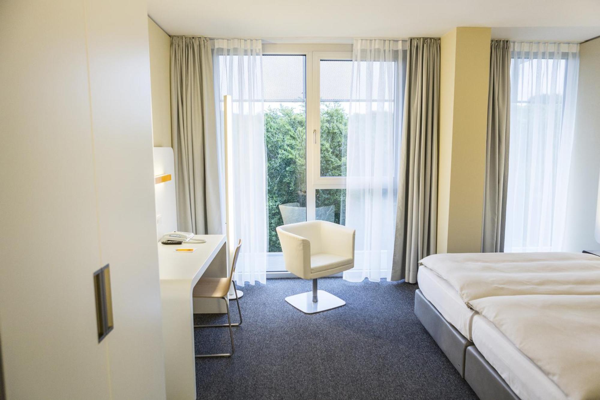Lufthansa Seeheim - More Than A Conference Hotel 객실 사진